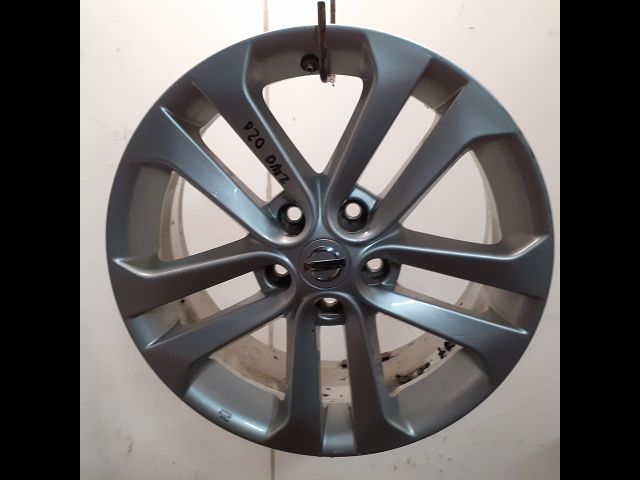NISSAN-JANTE ALUMINIUM 2