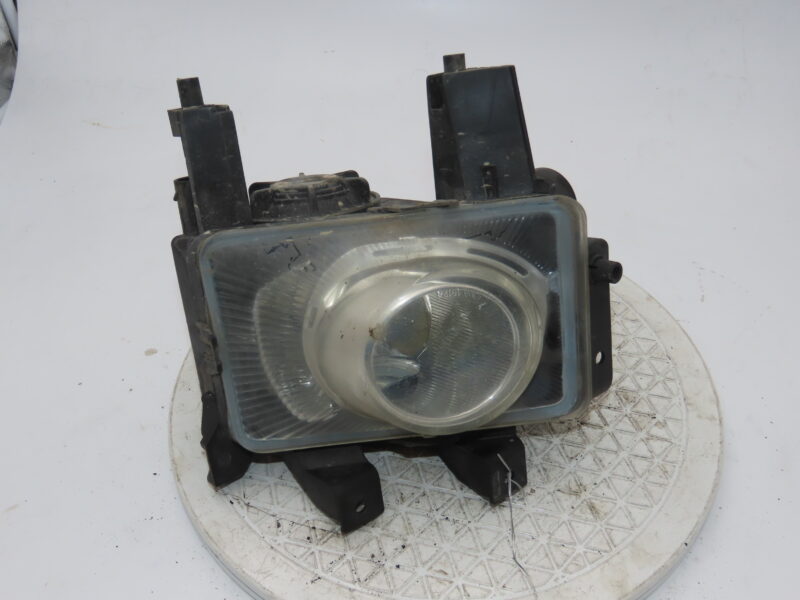 OPEL-PHARE ANTIBROUILLARD AVG