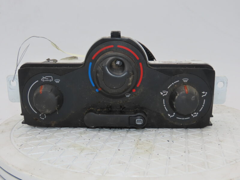 RENAULT-COMMANDE DE CHAUFFAGE
