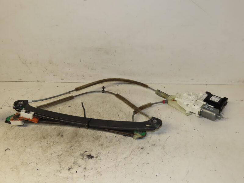 AUDI-MECANISME+MOTEUR LEVE-GLACE AVG