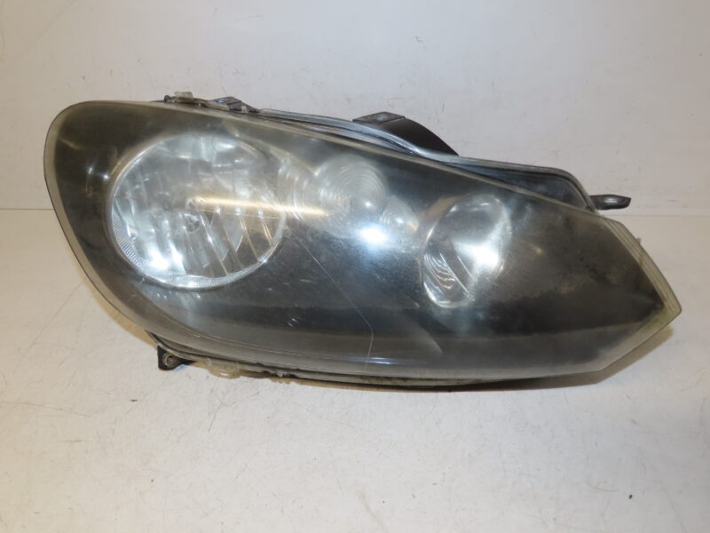 VOLKSWAGEN-PHARE D