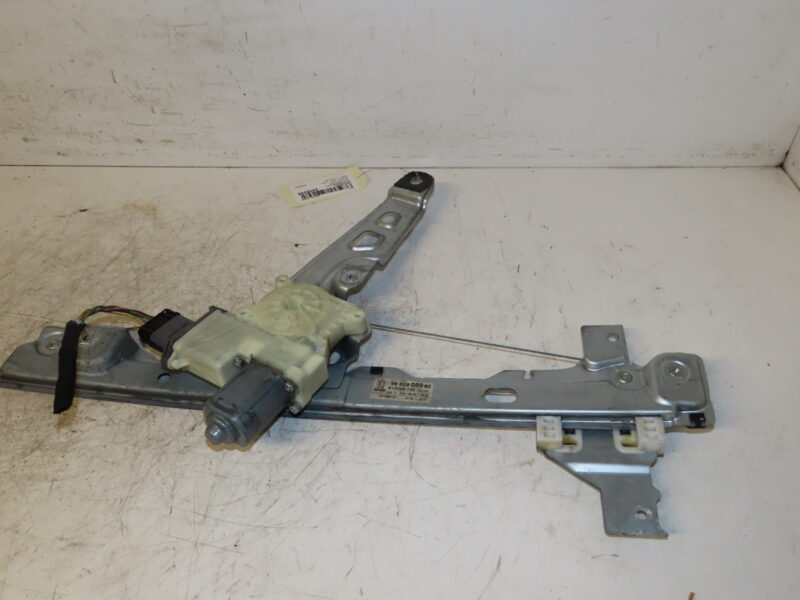 PEUGEOT-MECANISME+MOTEUR LEVE-GLACE AVG