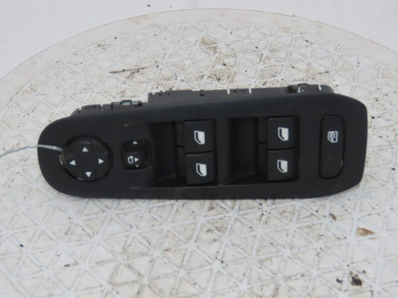 PEUGEOT-COMMANDE LEVE-GLACE PORTE AVG