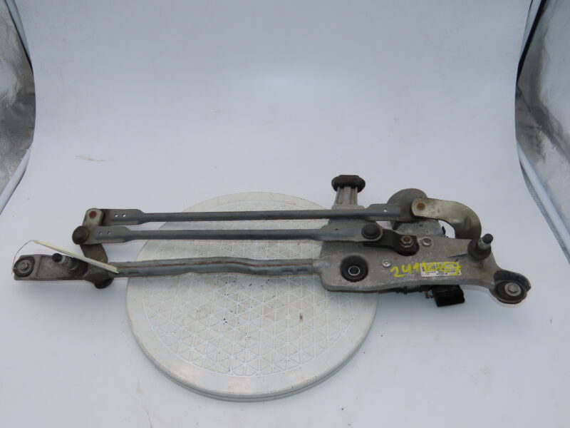 PEUGEOT-MOTEUR ESSUIE-GLACE AV