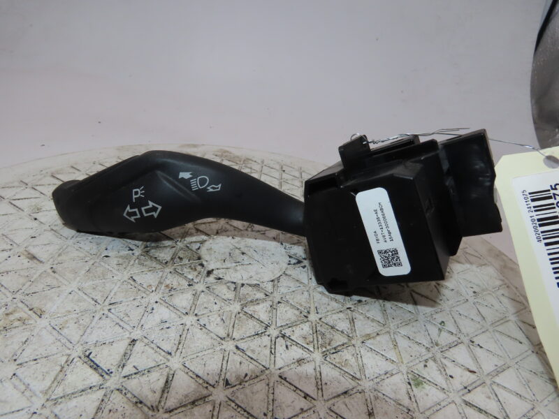 FORD-COMMANDE CLIGNOTANT