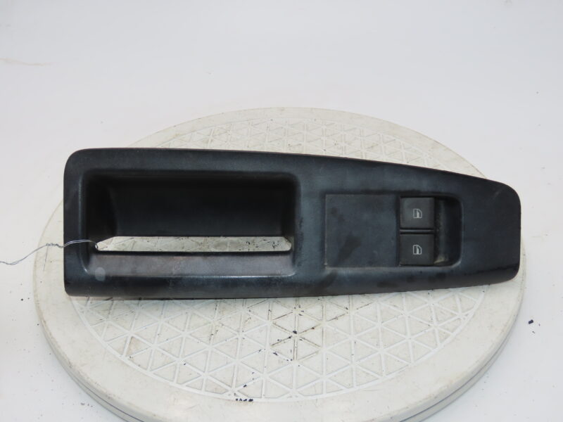 VOLKSWAGEN-COMMANDE LEVE-GLACE PORTE AVG