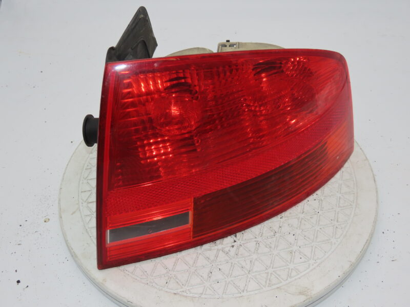 AUDI-FEU ARD