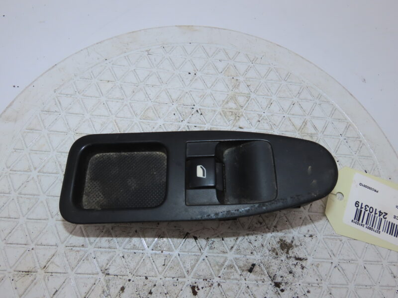 CITROEN-COMMANDE LEVE-GLACE PORTE AVD
