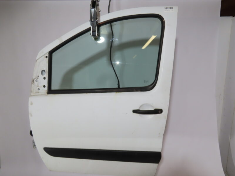 PEUGEOT-PORTE AVG