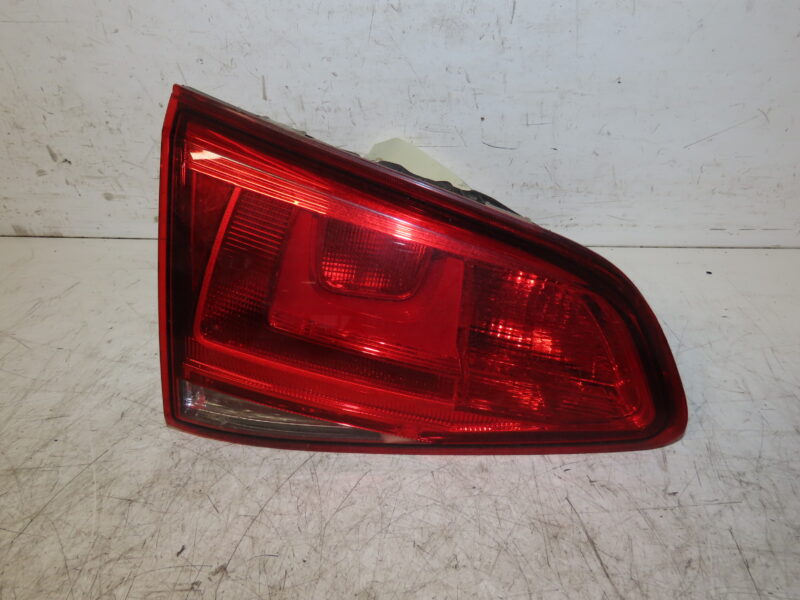VOLKSWAGEN-FEU AR INT D