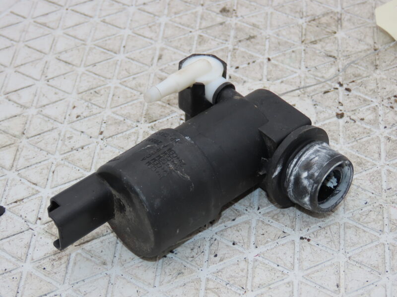 PEUGEOT-POMPE LAVE-GLACE AV