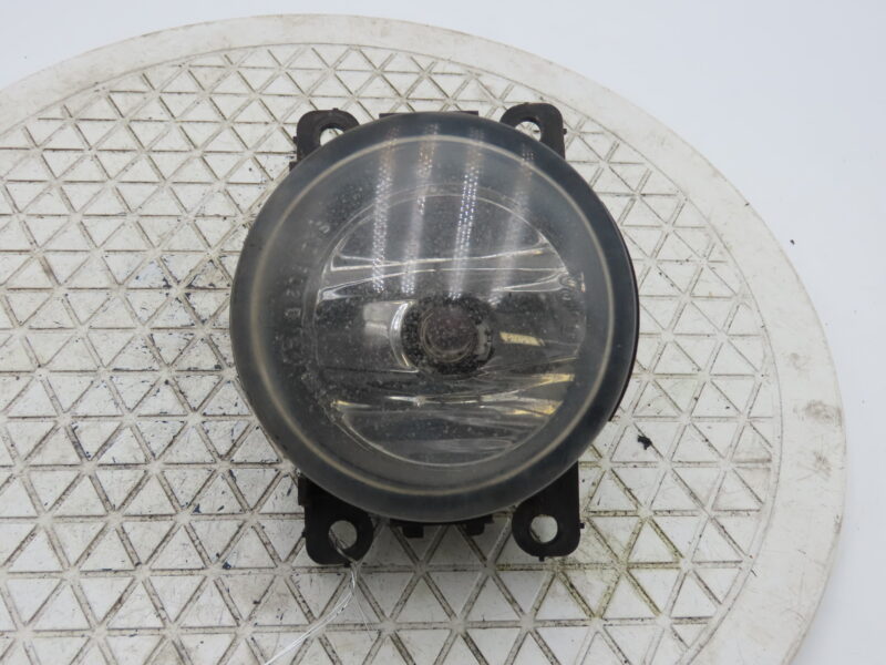 PEUGEOT-PHARE ANTIBROUILLARD AVG