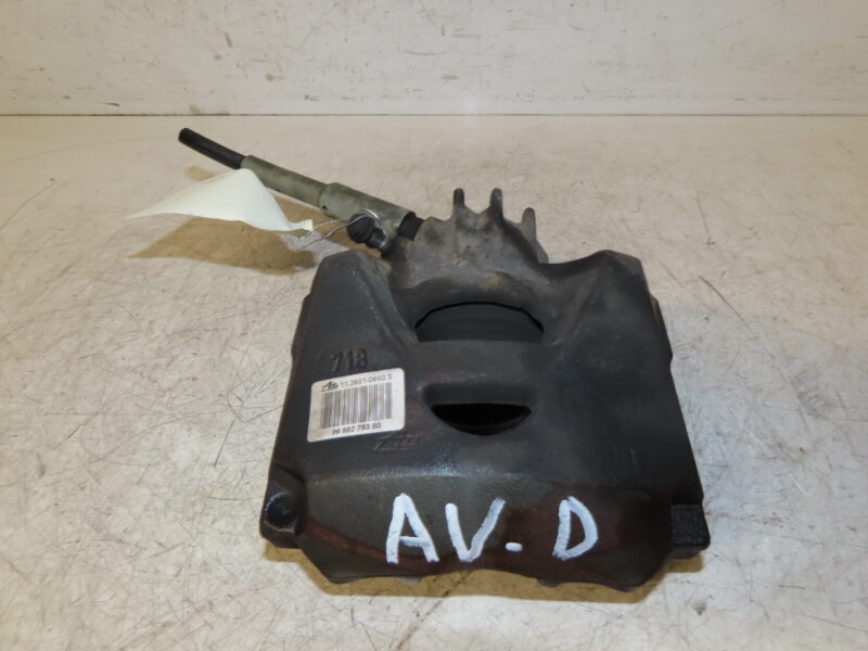 CITROEN-ETRIER DE FREIN AVD
