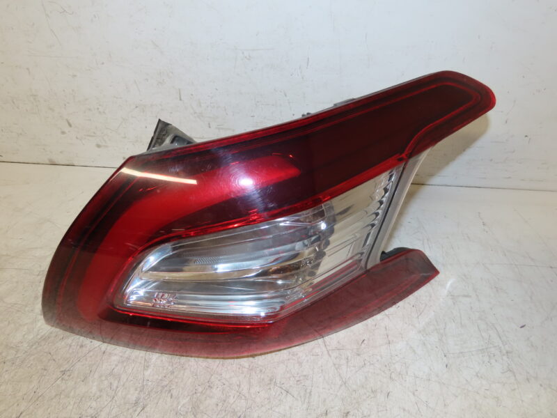 PEUGEOT-FEU ARD