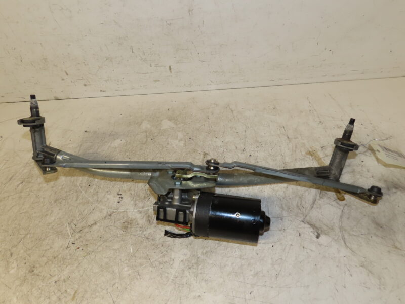 AUDI-MOTEUR ESSUIE-GLACE AV