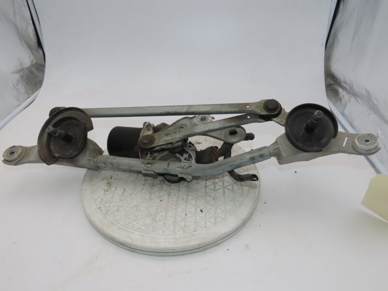NISSAN-MOTEUR ESSUIE-GLACE AV