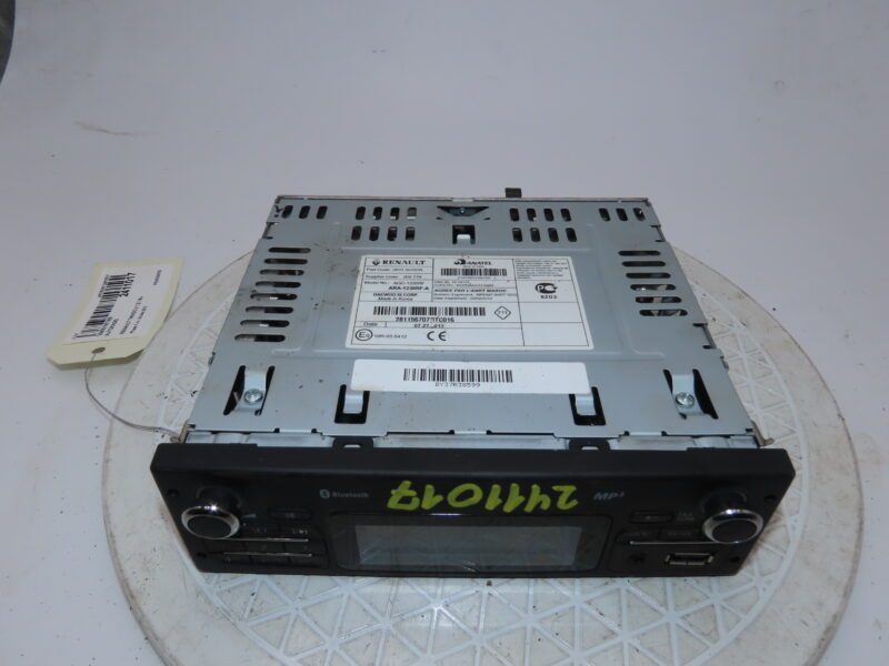 RENAULT-AUTORADIO