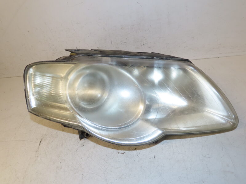 VOLKSWAGEN-PHARE D