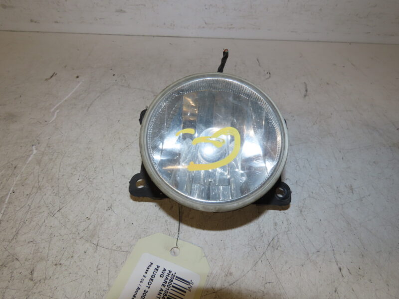 PEUGEOT-PHARE ANTIBROUILLARD AVG