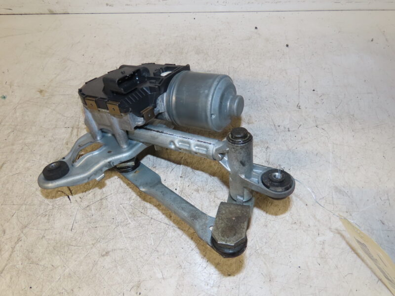 PEUGEOT-MOTEUR ESSUIE-GLACE AV DROIT