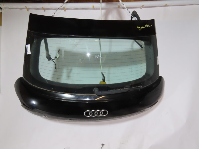AUDI-HAYON