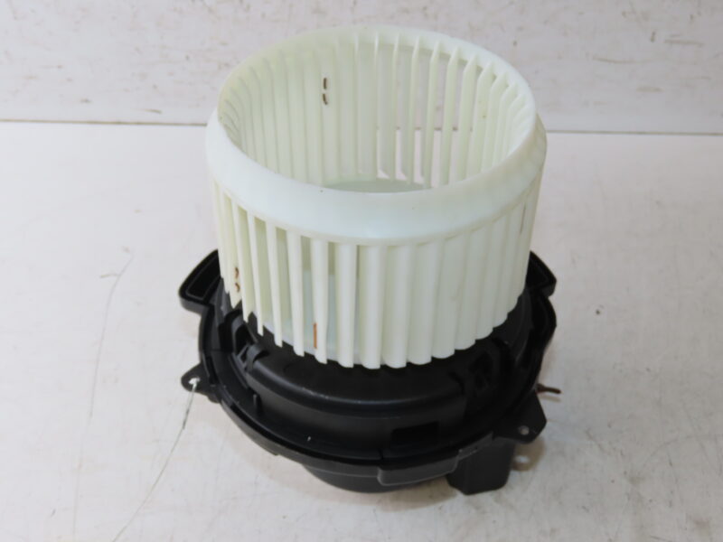 RENAULT-MOTEUR VENTILATEUR CHAUFFAGE