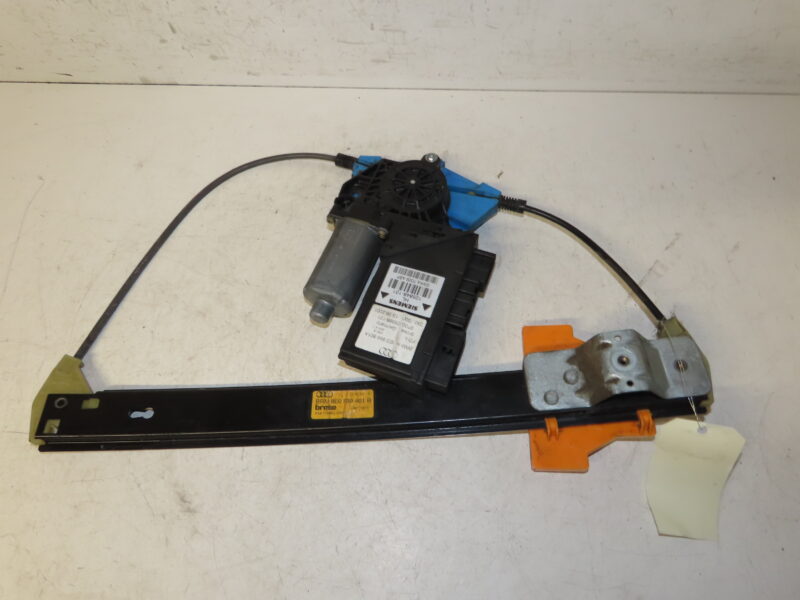 AUDI-MECANISME+MOTEUR LEVE-GLACE ARG