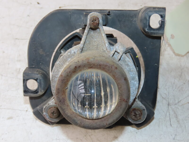 FIAT-PHARE ANTIBROUILLARD AVG