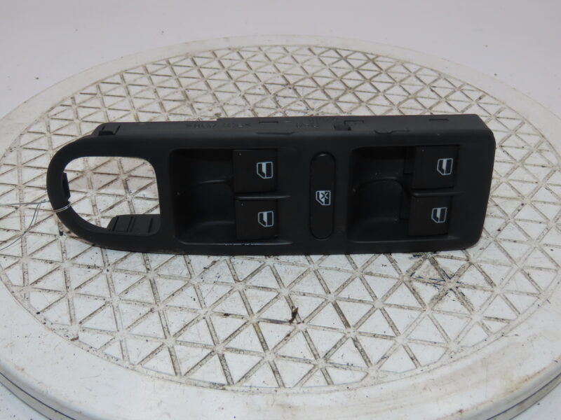 VOLKSWAGEN-COMMANDE LEVE-GLACE PORTE AVG