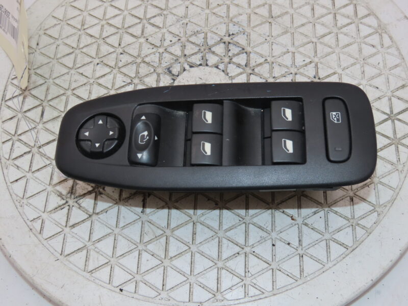PEUGEOT-COMMANDE LEVE-GLACE PORTE AVG