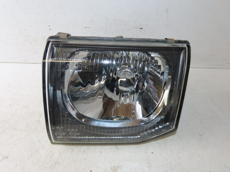 MITSUBISHI-PHARE G