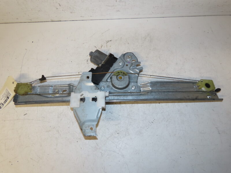 PEUGEOT-MECANISME+MOTEUR LEVE-GLACE AVG