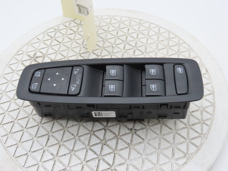 RENAULT-COMMANDE LEVE-GLACE PORTE AVG