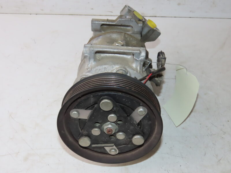 RENAULT-COMPRESSEUR AIR CONDITIONNE