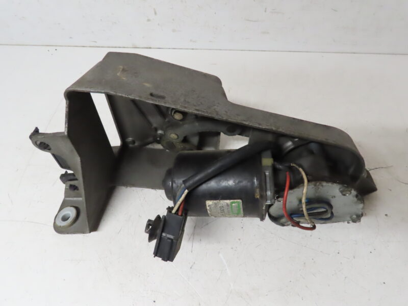 RENAULT-MOTEUR ESSUIE-GLACE AV