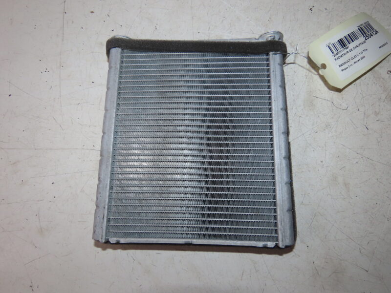 RENAULT-RADIATEUR DE CHAUFFAGE
