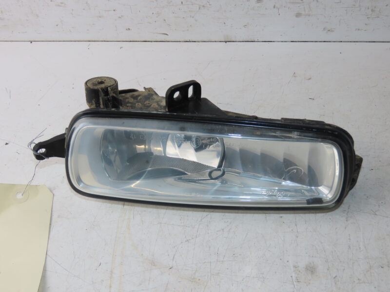 FORD-PHARE ANTIBROUILLARD AVG