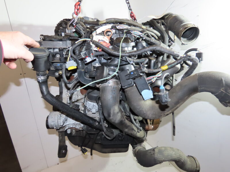 PEUGEOT-MOTEUR COMPLET