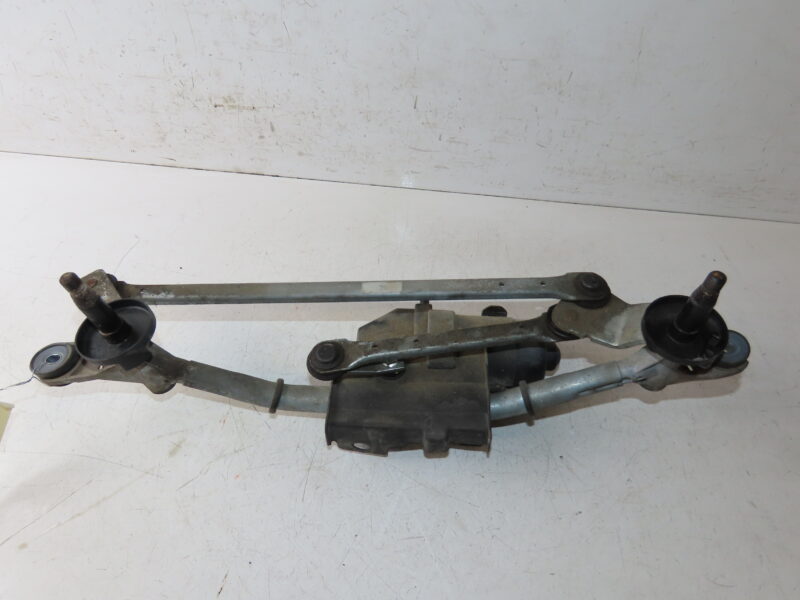 KIA-MOTEUR ESSUIE-GLACE AV