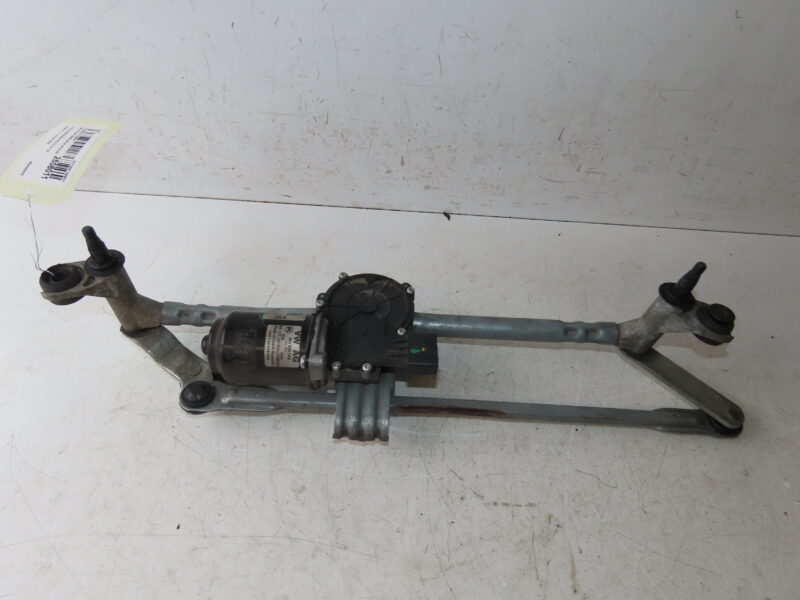 VOLKSWAGEN-MOTEUR ESSUIE-GLACE AV