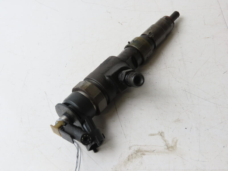 PEUGEOT-INJECTEUR 1
