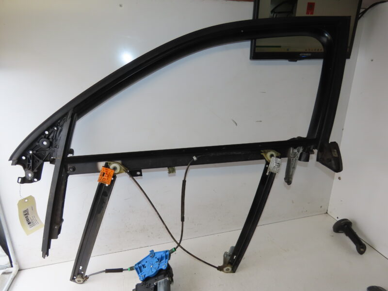 AUDI-MECANISME+MOTEUR LEVE-GLACE AVG
