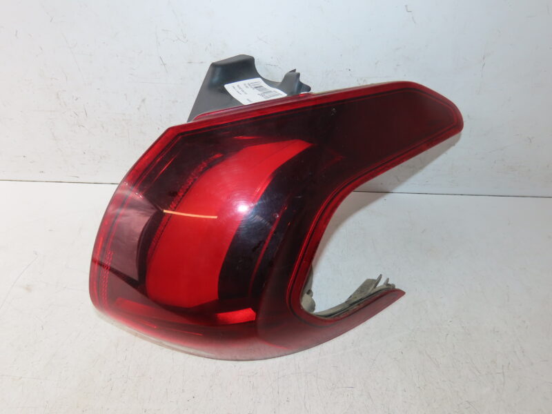 PEUGEOT-FEU ARD