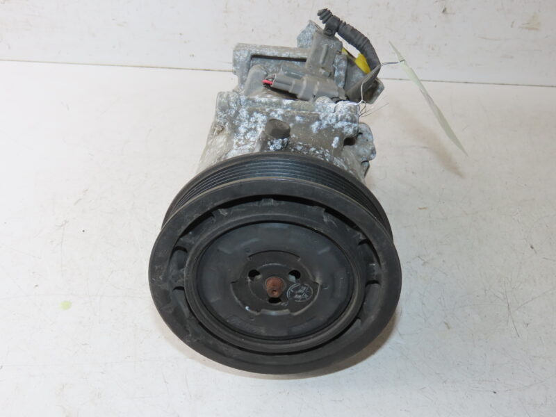 RENAULT-COMPRESSEUR AIR CONDITIONNE