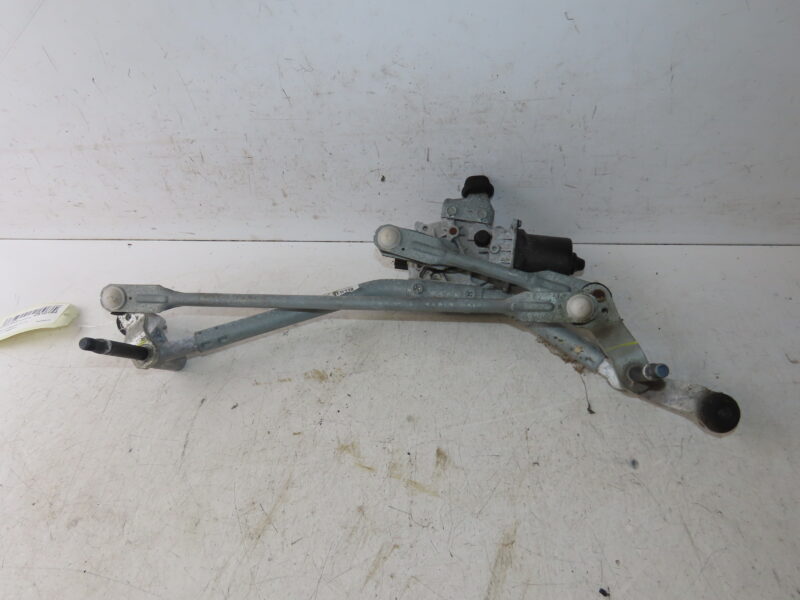 RENAULT-MOTEUR ESSUIE-GLACE AV