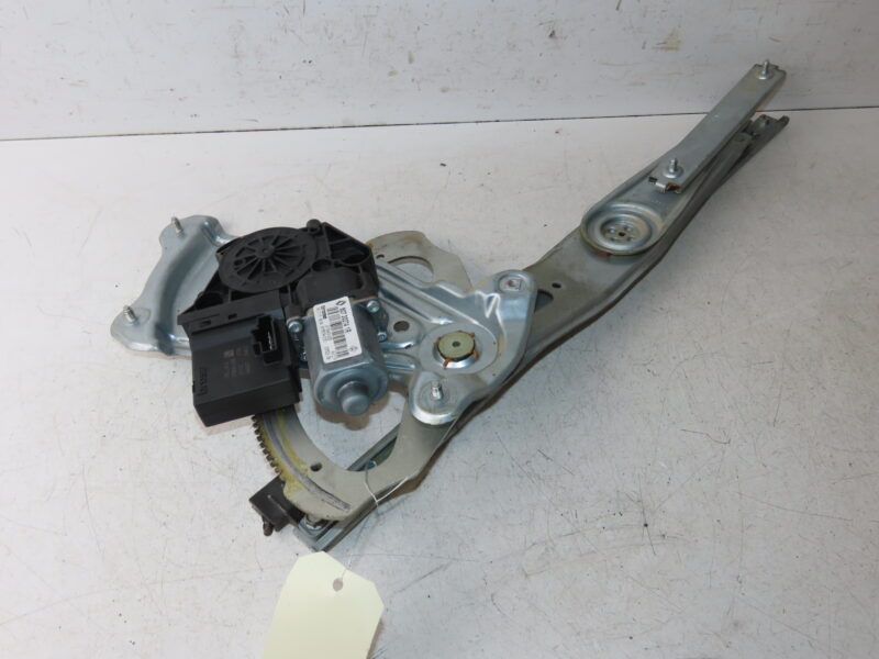 RENAULT-MECANISME+MOTEUR LEVE-GLACE AVD