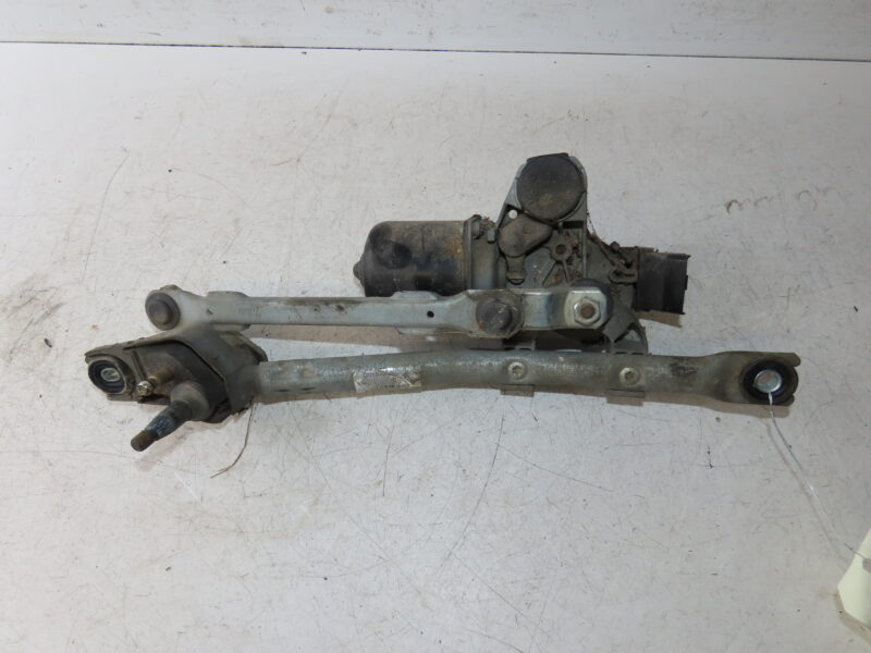 TOYOTA-MOTEUR ESSUIE-GLACE AV