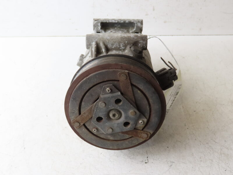 RENAULT-COMPRESSEUR AIR CONDITIONNE