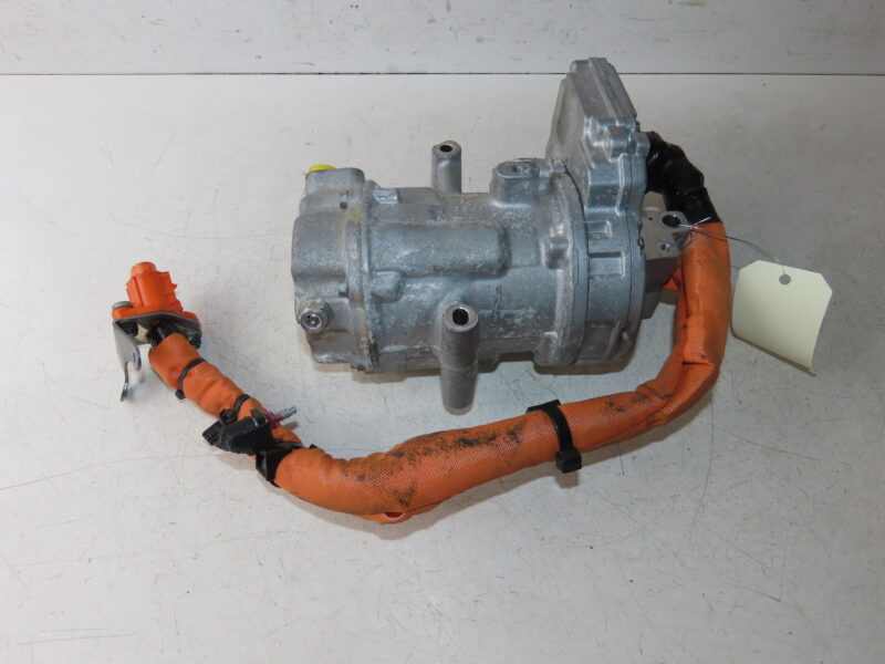 RENAULT-COMPRESSEUR AIR CONDITIONNE