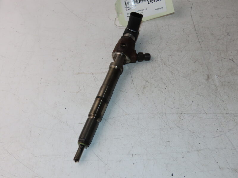 VOLKSWAGEN-INJECTEUR 4